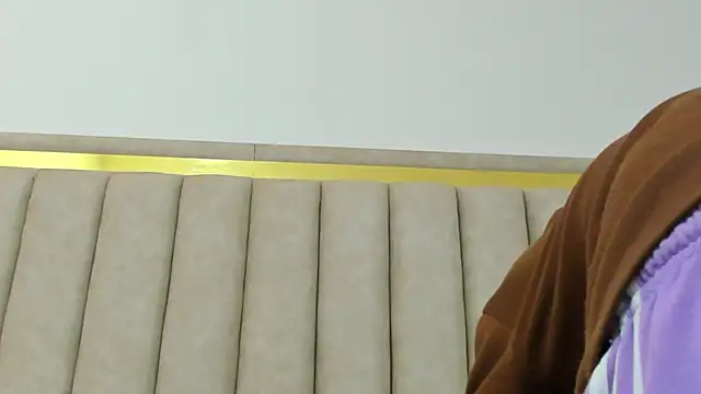 FreyaMoller online show from April 2026 07:58:02 PM