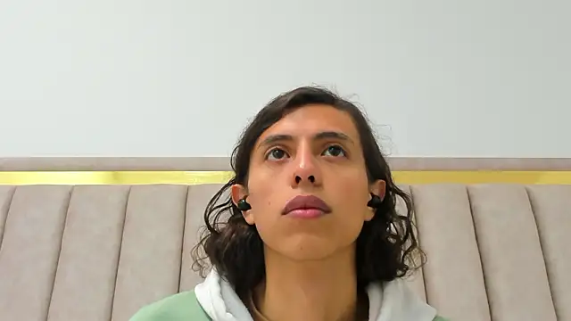 FreyaMoller online show from March 2026 06:13:02 PM