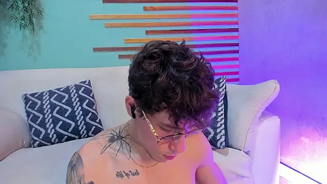 french sexx online show from November 2025 08:09:01 PM