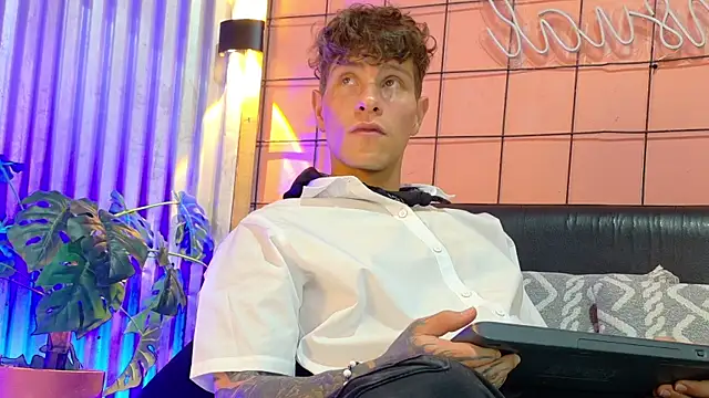 french sexx online show from January 2026 07:15:01 AM