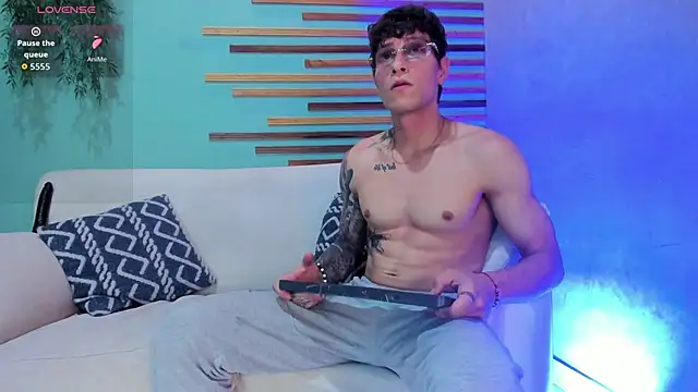 french sexx online show from November 2025 07:36:01 PM