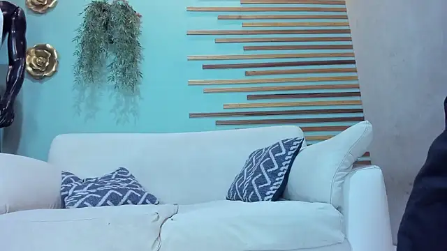 french sexx online show from November 2025 07:17:01 PM