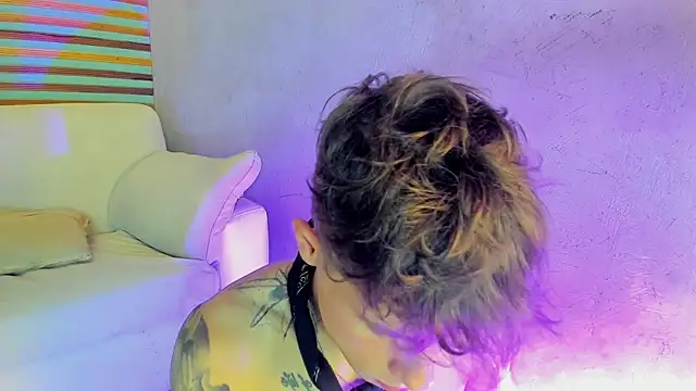 french sexx online show from December 2025 05:31:01 AM