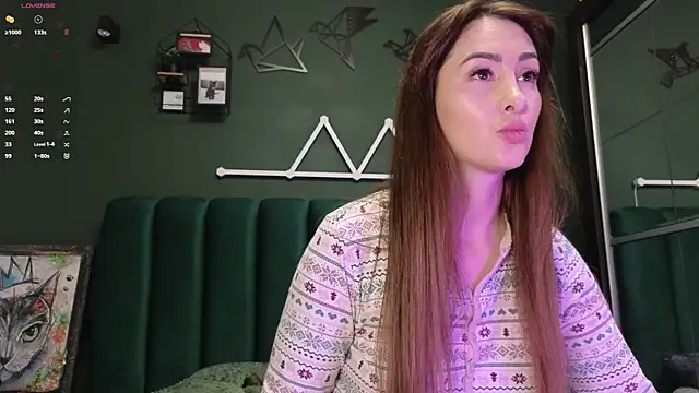 kimmie meow online show from December 2025 06:45:01 PM