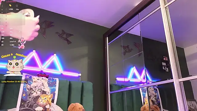 kimmie meow online show from November 2025 08:20:02 PM