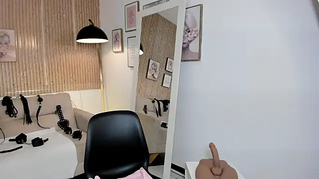 RACHEL EV online show from November 2025 06:02:01 AM