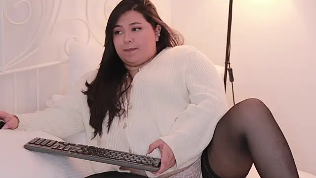 Snapshot of Adia_ chatting on February 2025 05:41:01 AM Adia online show from February 2025 05:41:01 AM