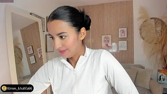 Kimm khalifa online show from March 2025 09:40:02 PM