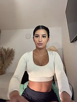 Kimm khalifa online show from April 2026 12:40:02 AM