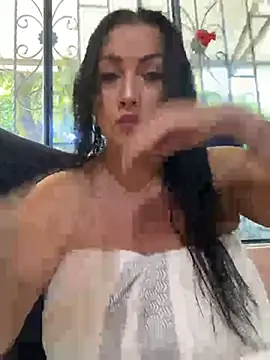 Milk chloe online show from April 2026 07:55:02 PM