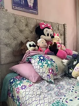 Milk chloe online show from March 2026 06:53:02 PM