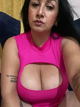Snapshot of Milk_chloe chatting on March 2025 11:02:01 PM Milk chloe online show from March 2025 11:02:01 PM
