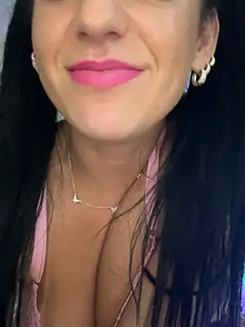 TigrezaSC online show from April 2026 01:15:01 PM