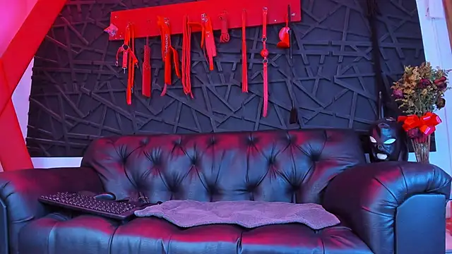 Ivannaakozlov  online show from February 2026 07:59:02 PM