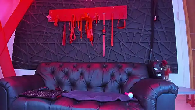 Ivannaakozlov  online show from January 2026 06:33:01 PM