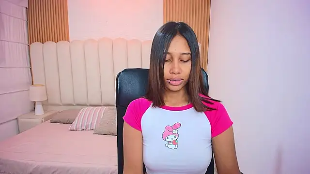 Snapshot of Celesteevanss_ chatting on February 2026 07:46:01 PM Celesteevanss online show from February 2026 07:46:01 PM