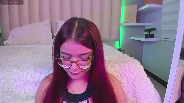 Sally  Walker online show from October 2025 04:25:02 AM