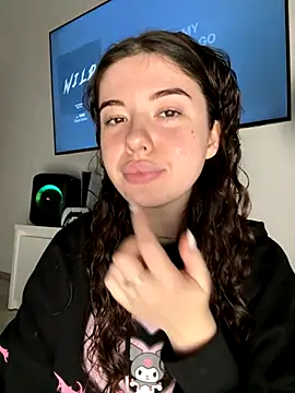 Kimi Ass online show from November 2025 01:04:02 AM