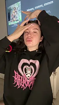 Kimi Ass online show from November 2025 10:32:01 PM