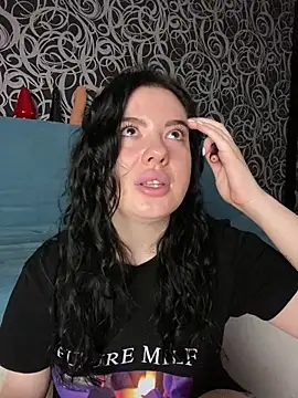 Snapshot of Kimi_Ass chatting on December 2024 02:27:01 PM Kimi Ass online show from December 2024 02:27:01 PM