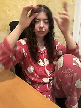 Snapshot of Kimi_Ass chatting on September 2025 11:33:02 PM Kimi Ass online show from September 2025 11:33:02 PM
