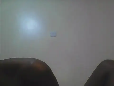 Snapshot of queen_rae chatting on May 2026 10:48:01 AM queen rae online show from May 2026 10:48:01 AM
