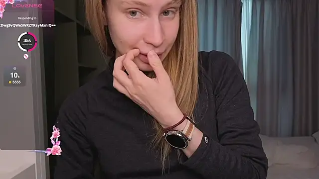 Elis Fox online show from February 2026 05:07:02 AM