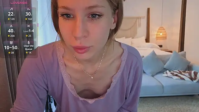 Elis Fox online show from December 2025 11:05:02 PM