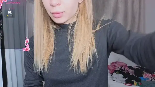 Elis Fox online show from February 2026 07:07:02 AM