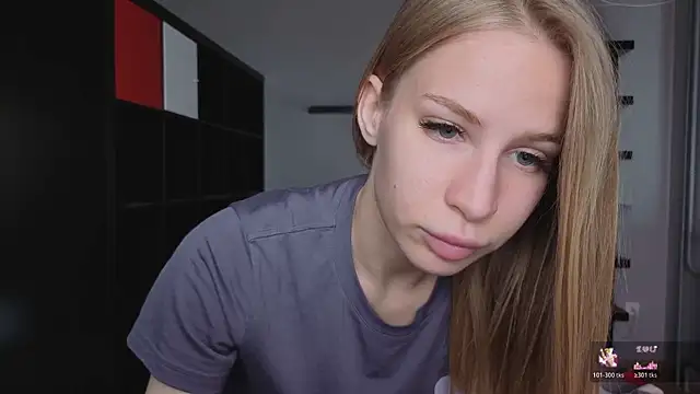 Elis Fox online show from June 2026 08:03:02 AM