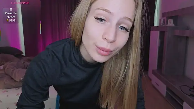 Elis Fox online show from March 2026 12:16:01 PM