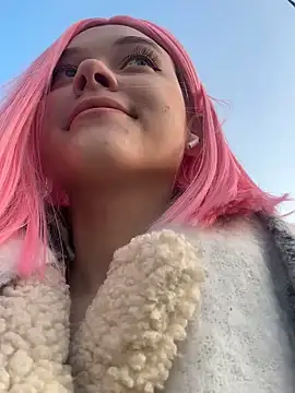 Snapshot of Times__Square chatting on February 2025 05:35:02 AM Times Square online show from February 2025 05:35:02 AM