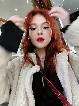 Snapshot of Times__Square chatting on March 2025 05:13:02 AM Times Square online show from March 2025 05:13:02 AM