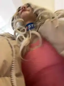 Snapshot of Times__Square chatting on December 2024 08:16:01 AM Times Square online show from December 2024 08:16:01 AM