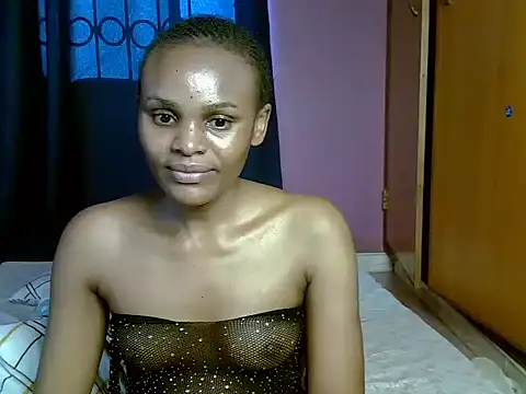 Queen petite  online show from April 2026 05:03:01 AM