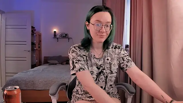 Snapshot of alisahug chatting on November 2025 10:52:02 AM alisahug online show from November 2025 10:52:02 AM