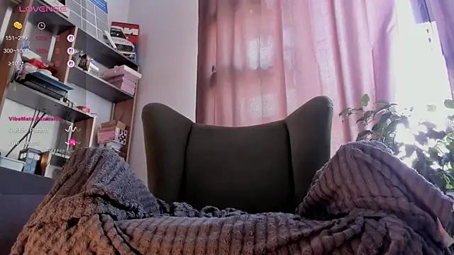 alisahug online show from July 2026 06:47:02 AM