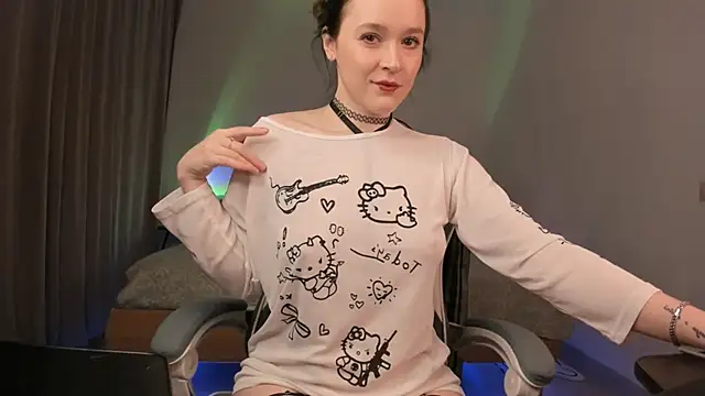 alisahug online show from February 2026 01:22:01 PM