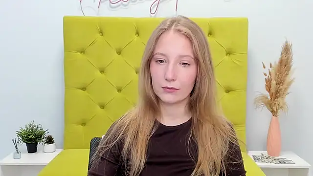 LolaWilsons online show from April 2026 06:28:01 AM