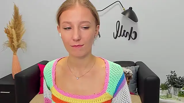 LolaWilsons online show from November 2025 11:14:02 AM