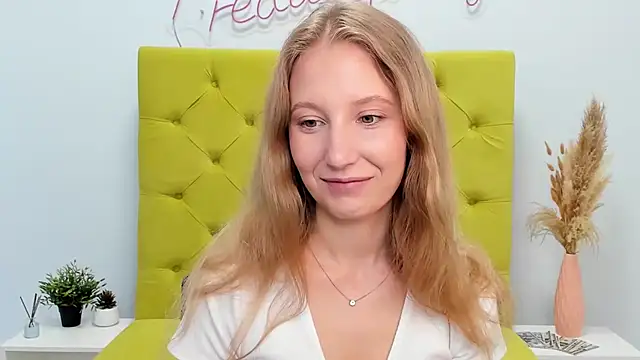 LolaWilsons online show from May 2026 06:22:01 AM