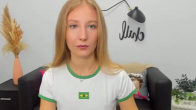 LolaWilsons online show from September 2025 08:41:01 AM