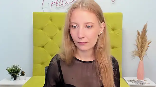 LolaWilsons online show from June 2026 06:24:01 AM