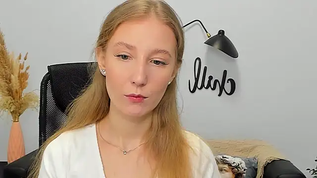 LolaWilsons online show from March 2025 06:21:02 AM