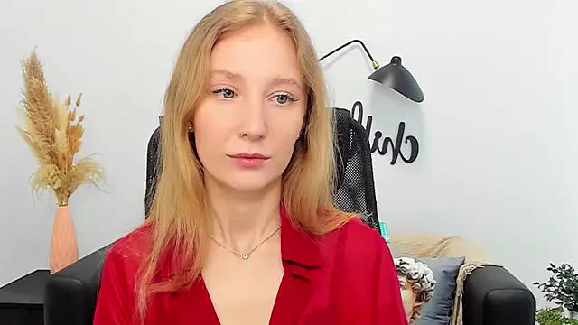 LolaWilsons online show from March 2025 06:08:02 AM