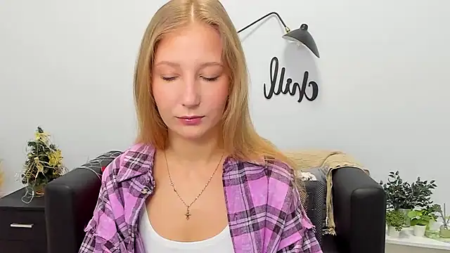 LolaWilsons online show from January 2026 06:19:02 AM