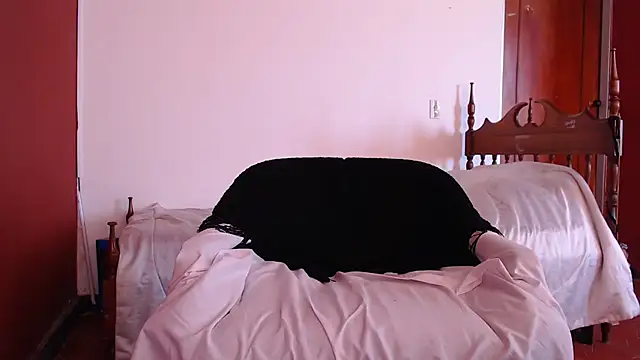 Snapshot of Freyja_eter chatting on October 2025 08:06:02 PM Freyja eter online show from October 2025 08:06:02 PM