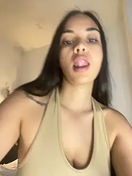 Snapshot of gabyaridi chatting on September 2025 11:43:01 AM gabyaridi online show from September 2025 11:43:01 AM