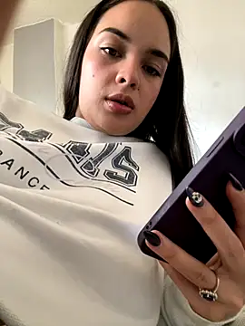 Snapshot of gabyaridi chatting on October 2025 04:07:02 PM gabyaridi online show from October 2025 04:07:02 PM