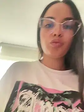 Snapshot of gabyaridi chatting on June 2026 10:41:02 PM gabyaridi online show from June 2026 10:41:02 PM